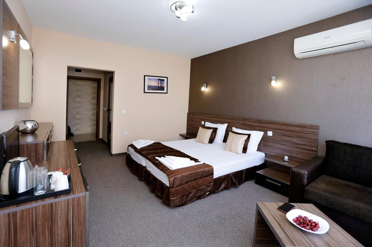 Coral Hotel Pomorie Exterior foto